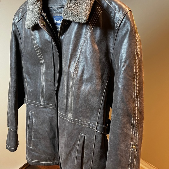 Twik 100% Genuine Leather Jacket - Removable Sherpa Collar - Vintage Style - Picture 6 of 13